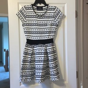 Alexander McQueen dress vintage 
Fits size 4 / 40 / S